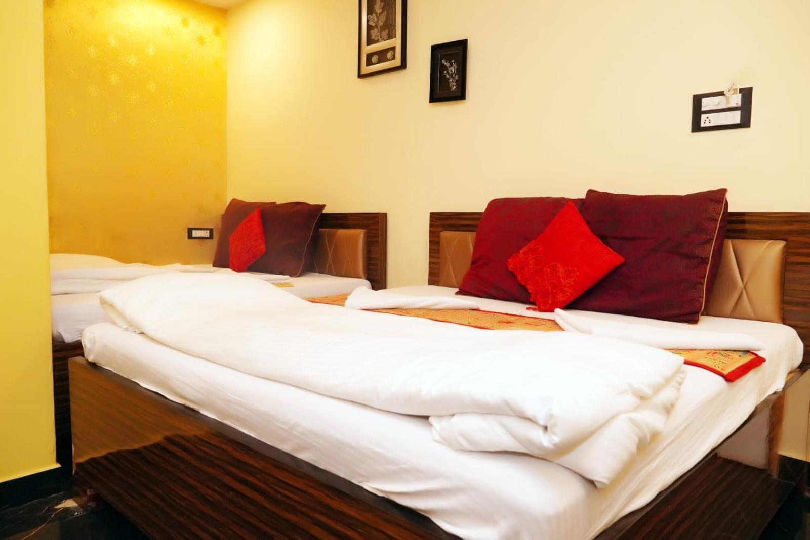 Hotel Golden Plaza Vashi Dış mekan fotoğraf